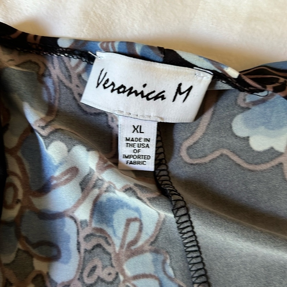 Stunning maxi dress by Veronica M